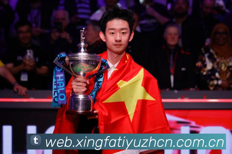 佛罗伦萨一月转会窗表现低迷亟需补强中场实力成长观察:最新赛事动态与深度分析 佛罗伦萨一月转会窗表现低迷亟需补强中场实力成长观察:最新赛事动态与深度分析